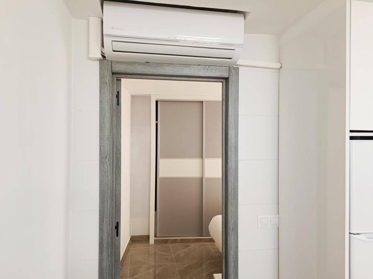 Baj - Apartamentos En Playa Bajondillo, Torremolinos Eksteriør billede