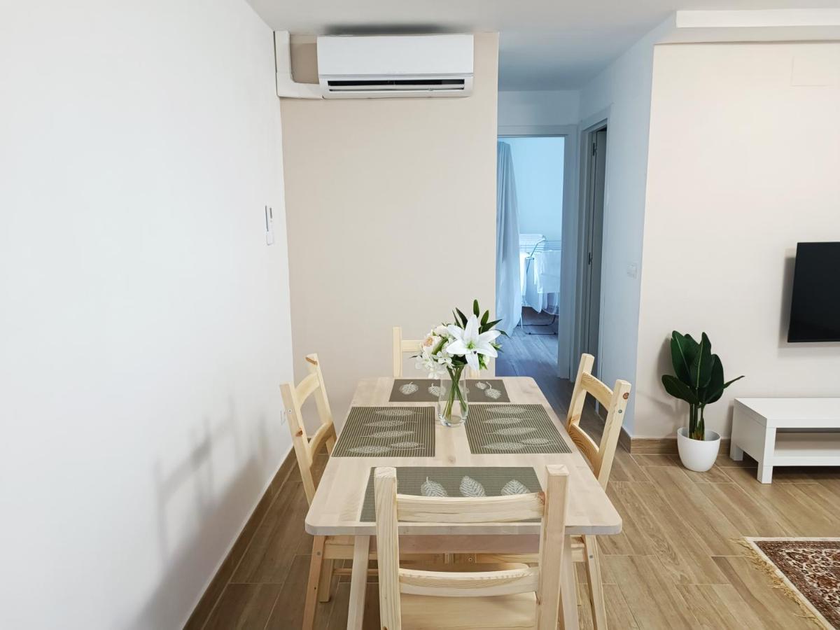 Baj - Apartamentos En Playa Bajondillo, Torremolinos Eksteriør billede