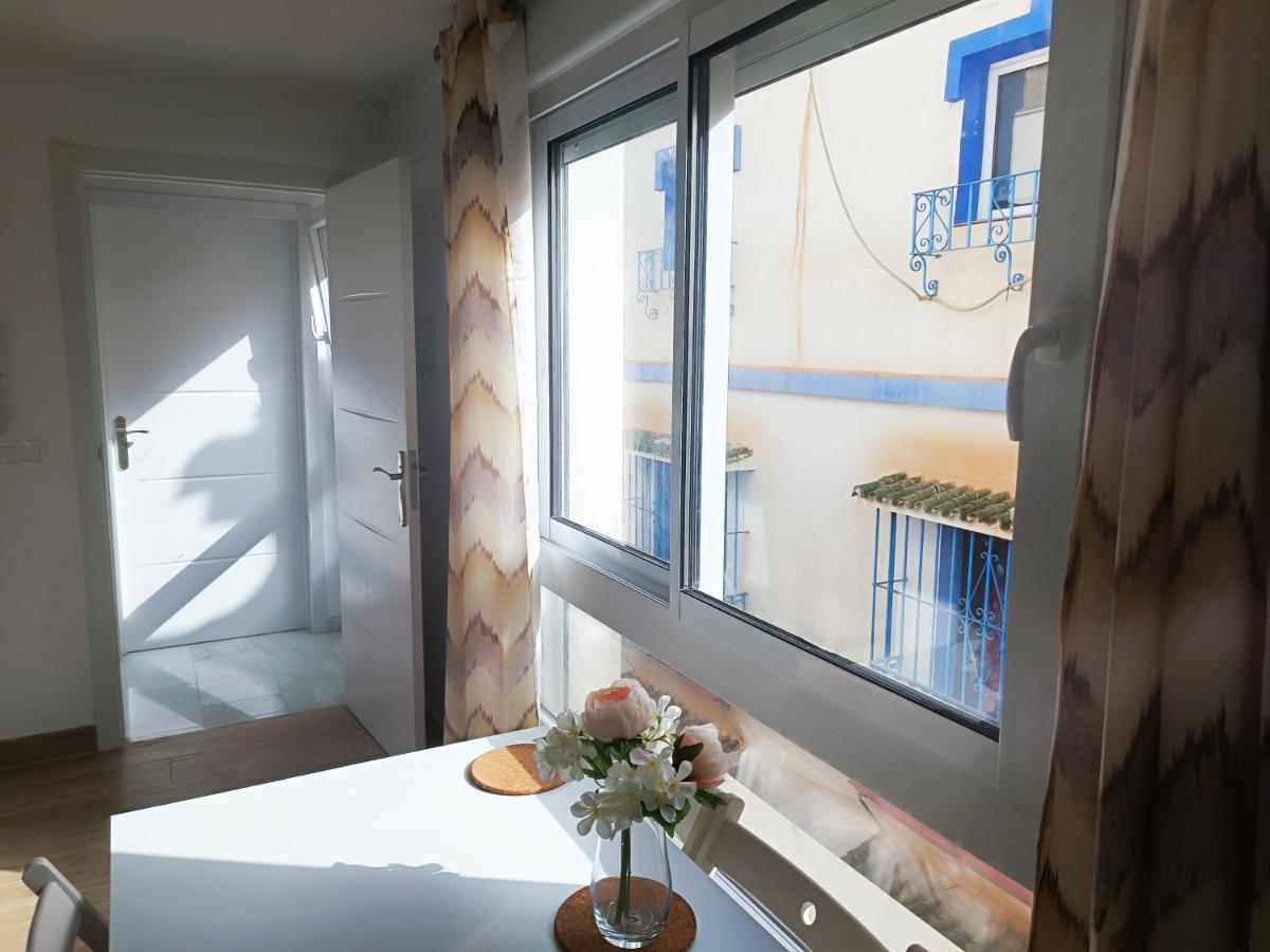 Baj - Apartamentos En Playa Bajondillo, Torremolinos Eksteriør billede